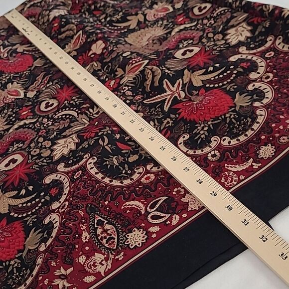 Briggs sz 10P poly spandex skirt. Feels like rich velvet - Picture 5 of 8